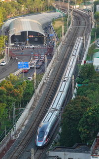 京雄城际首发列车 北京西至大兴机场仅需28分